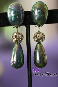 Dangle clip earrings