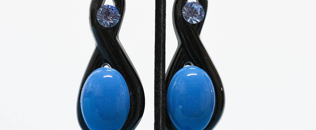 Image Blue Black Clip earrings