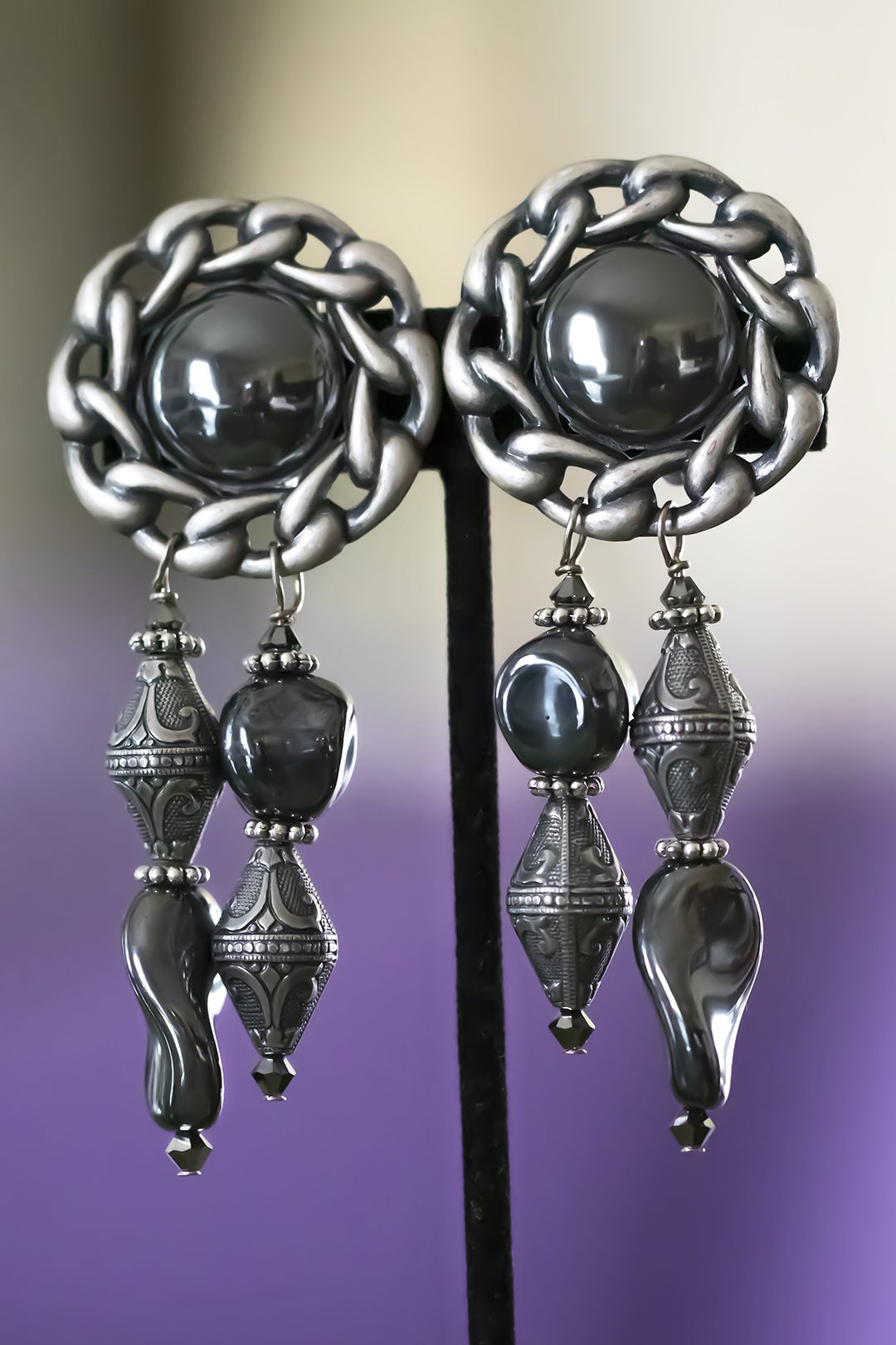 Image clip on earrings