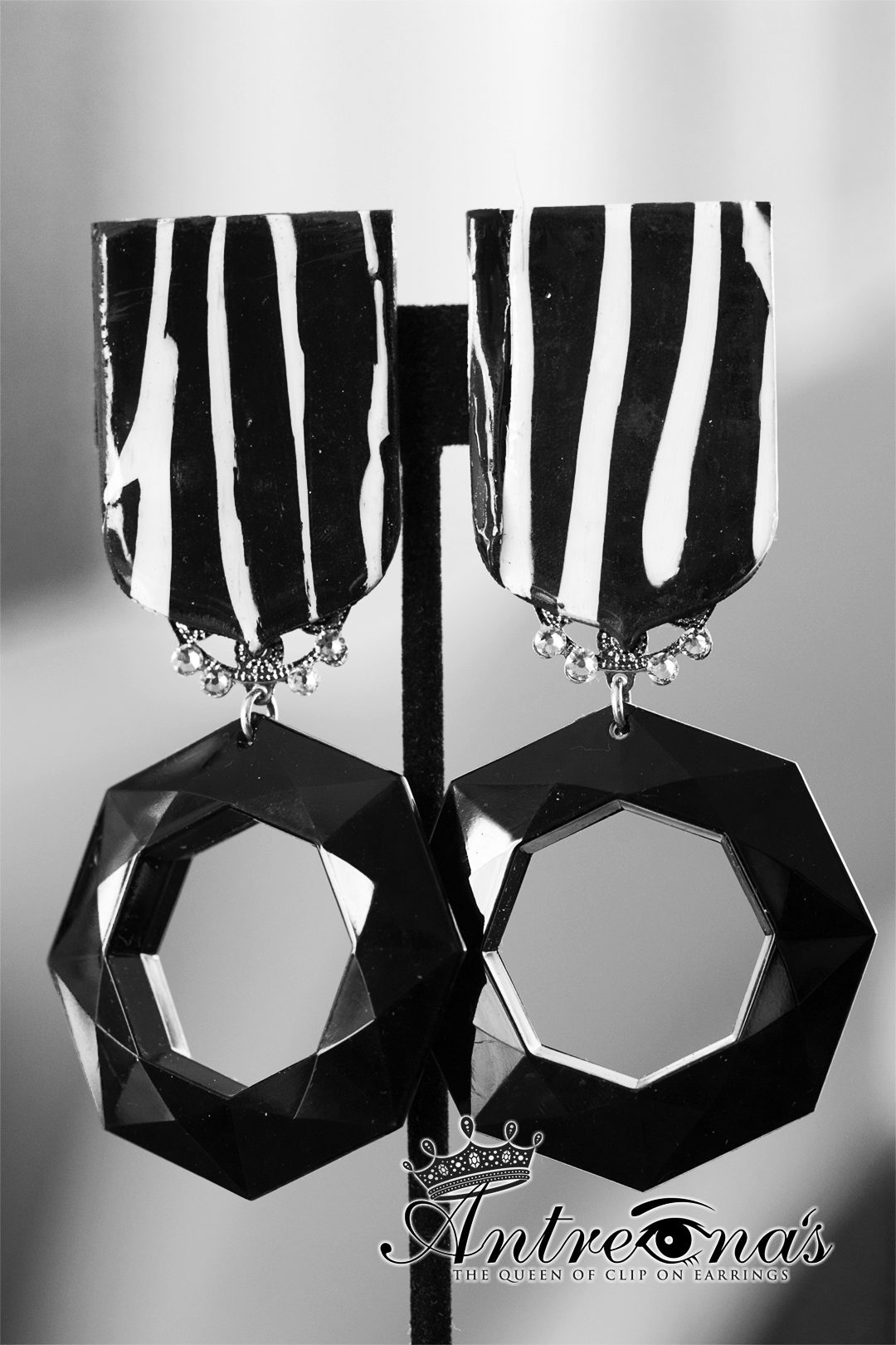 Image Black White comfortable clip on earrings