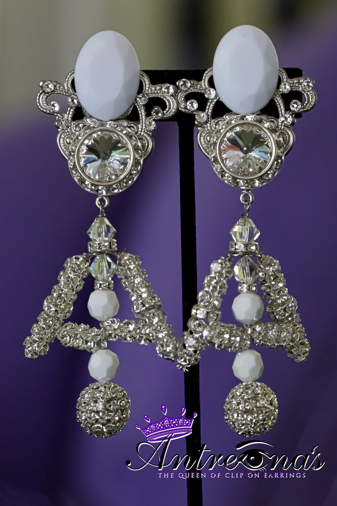Comfy premium crystal lightweight eye-catching Queen's collection earrings with clips