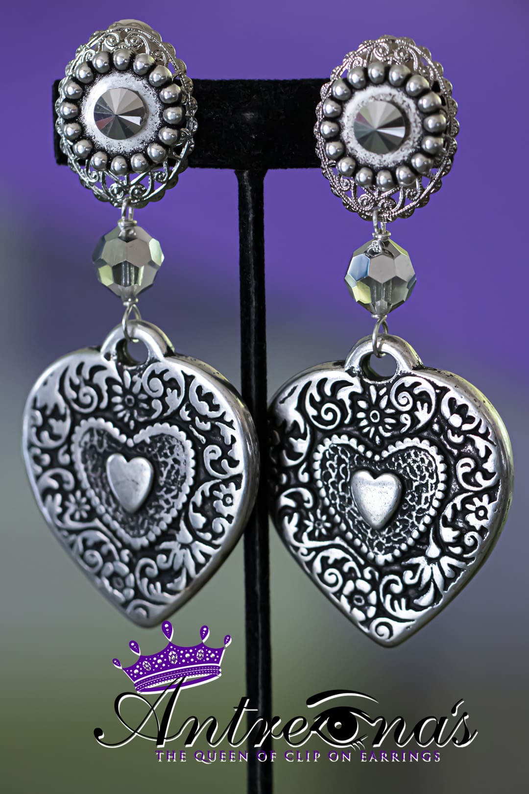 Comfortable clip-on earrings antique heart