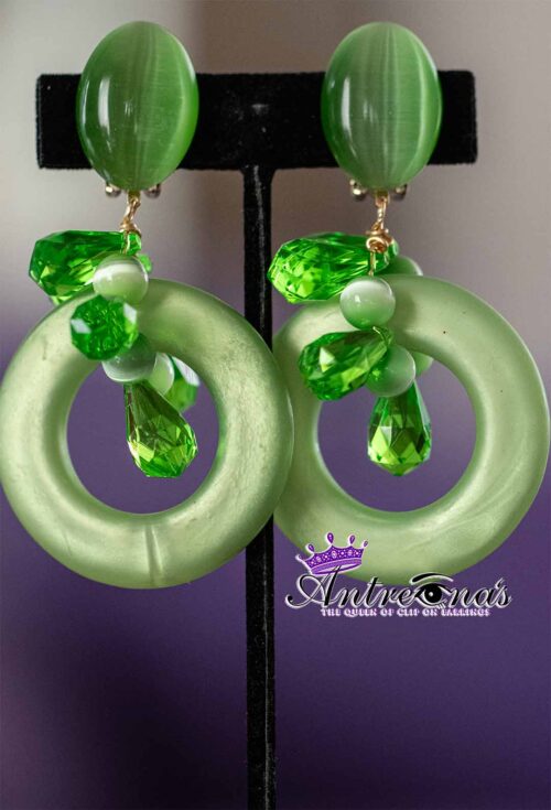 Handcrafted green comfortable clip on earrings